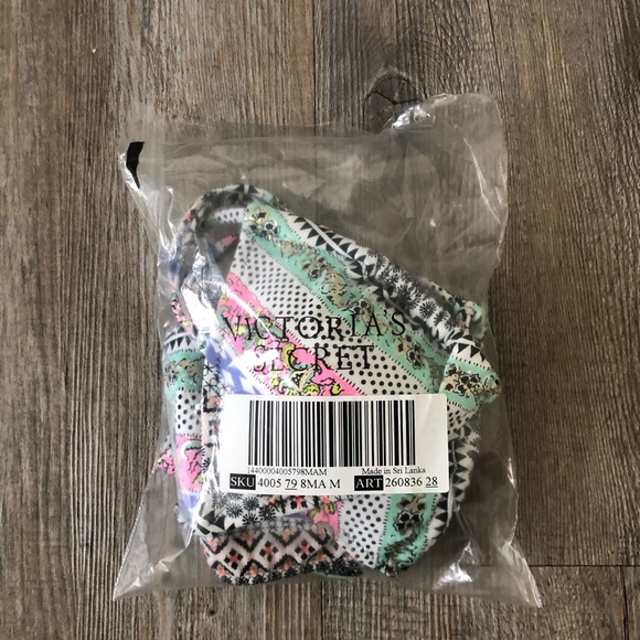 Victoria’s Secret Tribal/Multi-Print String Bikini - Picture 6 of 6
